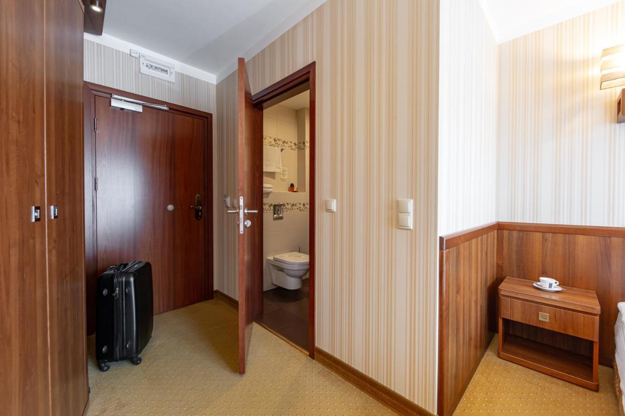 Dworek Morski Spa & Wellness 미엘노 외부 사진